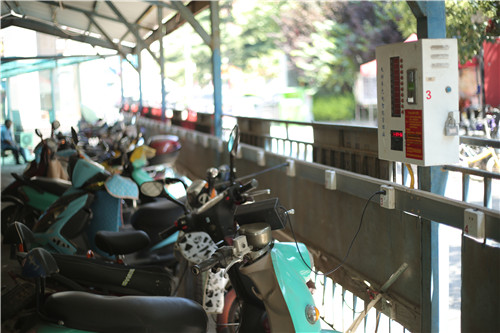 电动车<a href='http://www.yizhongyun.com/' target='_blank'>充电站</a> 电动车<a href='http://www.yizhongyun.com/' target='_blank'>充电站</a>